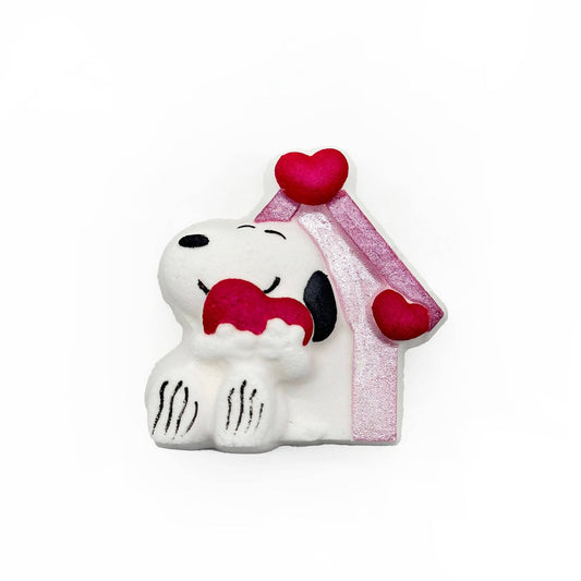 Valentines - Snoopy with Dog House Bath & Beauty Ruby Atlas 